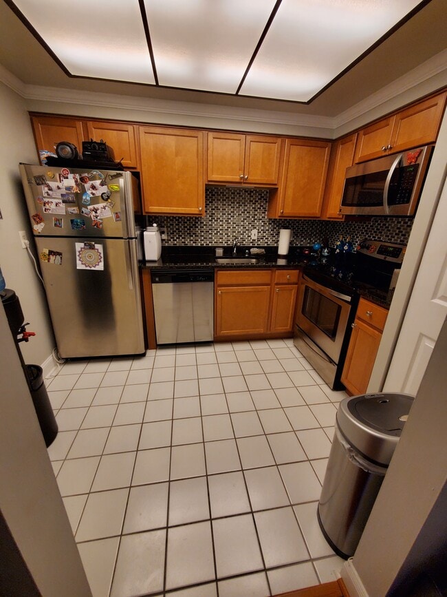 Building Photo - 7621 Tremayne Plz