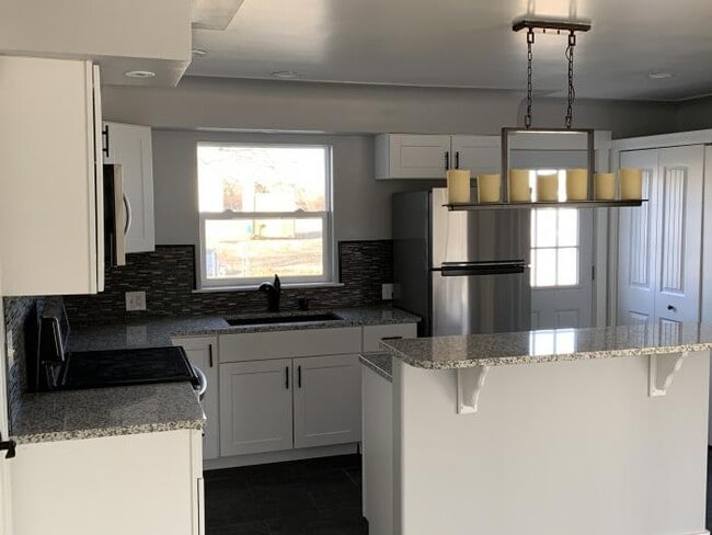 Building Photo - 3 bedroom in Sterling CO 80751