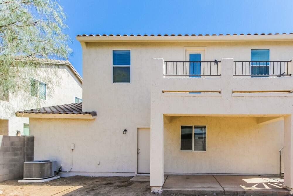 Building Photo - 6628 W Monroe St