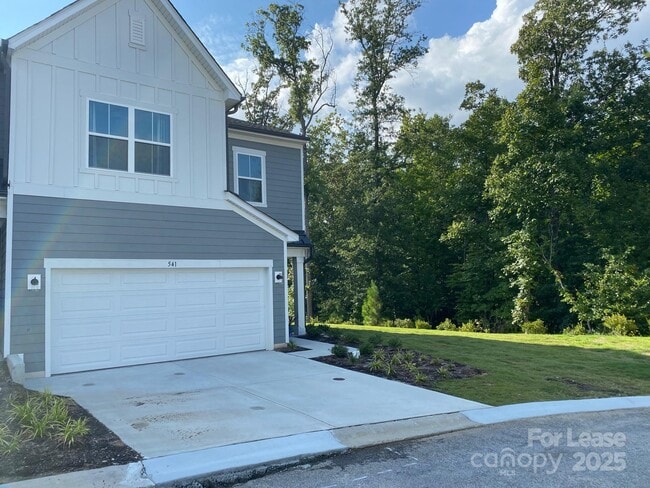 Building Photo - 541 Madison Falls Ct