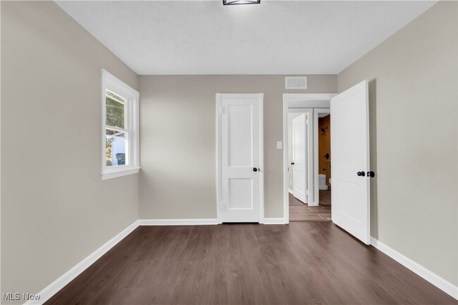 Building Photo - 23198 Gay St