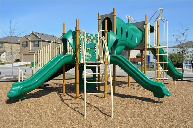 Building Photo - 16020 Hampton Bliss Trce