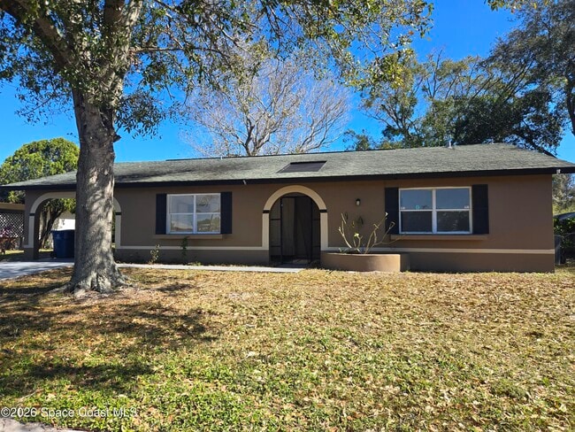 Building Photo - 771 Onyx Dr NE