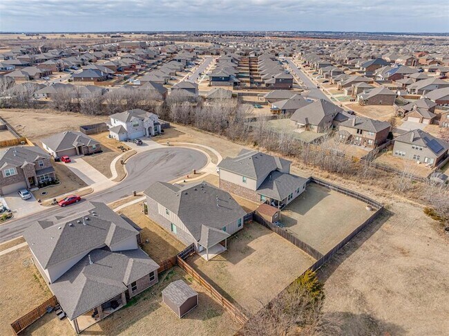 Building Photo - 11133 NW 95th Ct