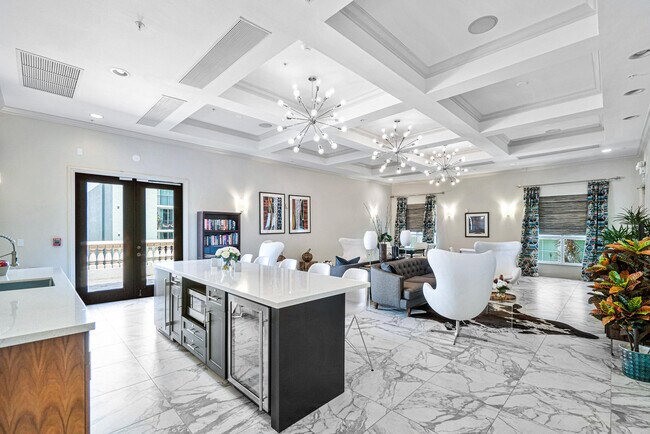 Building Photo - 600 S Dixie Hwy