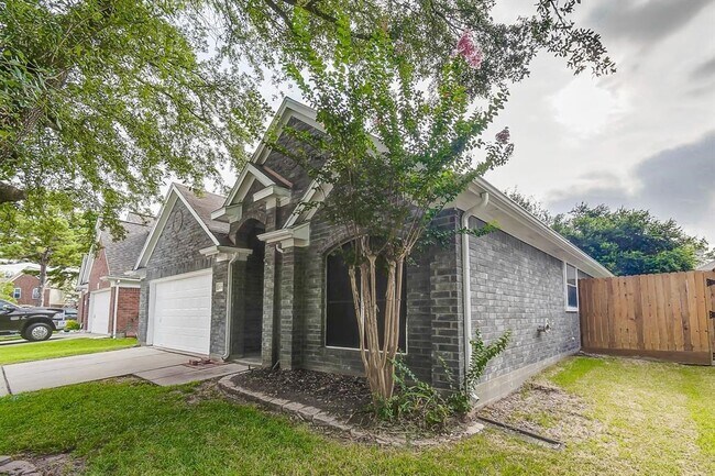 Building Photo - 3026 Silver Spring Trail
