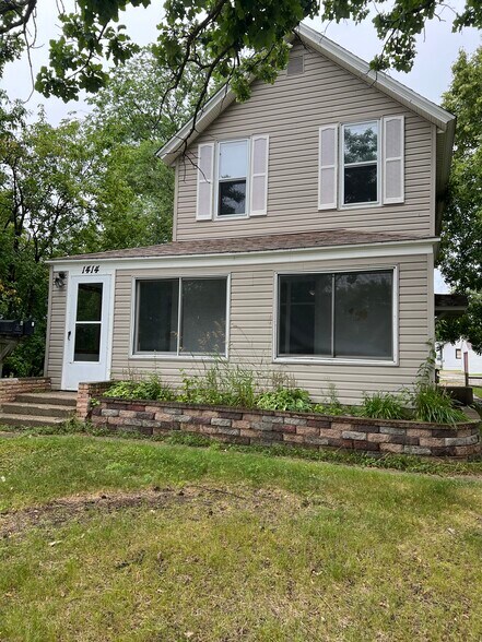 Primary Photo - 1414 Beltrami Ave NW