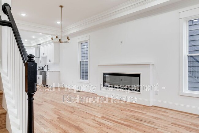 Building Photo - 3003 Midlothian Tpke