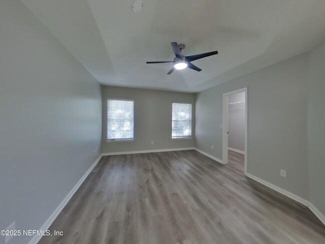 Building Photo - 1020 Woodbridge Hollow N