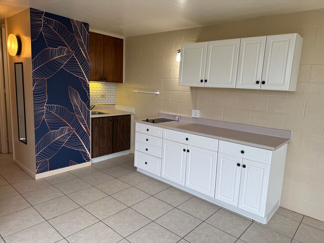 Building Photo - Upgraded Beachfront Studio Apartment in Hauula - Available for Rent