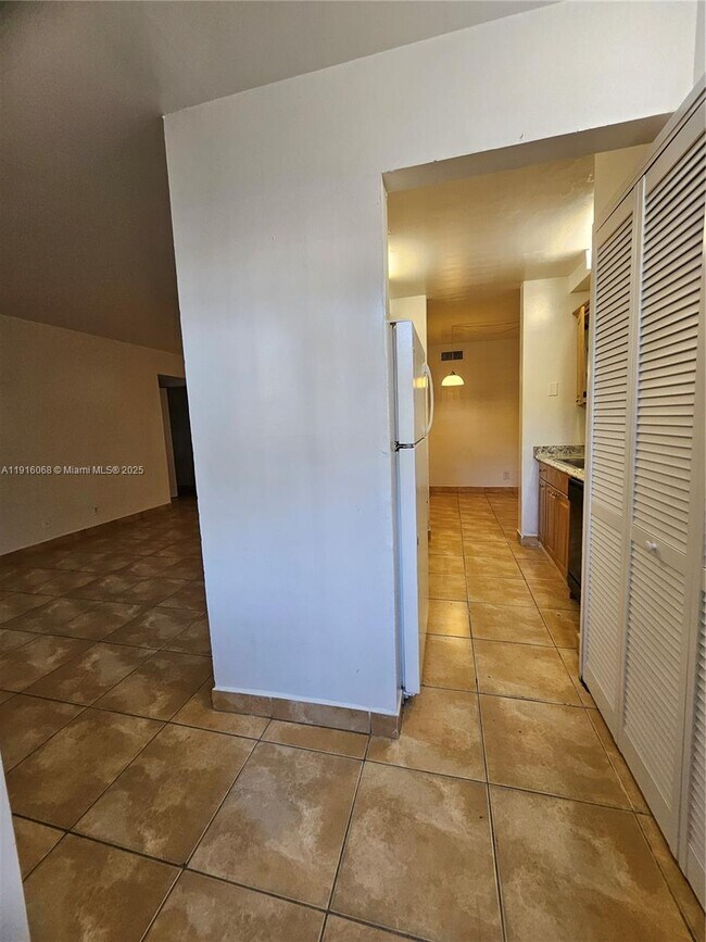 Building Photo - 11570 NW 42nd St