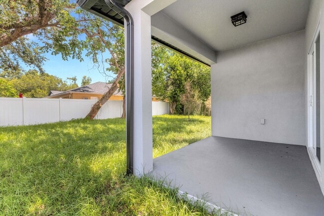 Building Photo - Brand New Tampa Home!!!