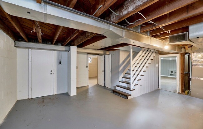 Building Photo - 7361 Melrose Ave