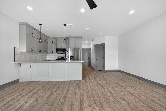 Building Photo - MUST SEE TOWNHOMES IN AMMON RIGHT OFF BEAC...