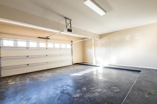 Building Photo - 12737 Tierra Nunez Ct