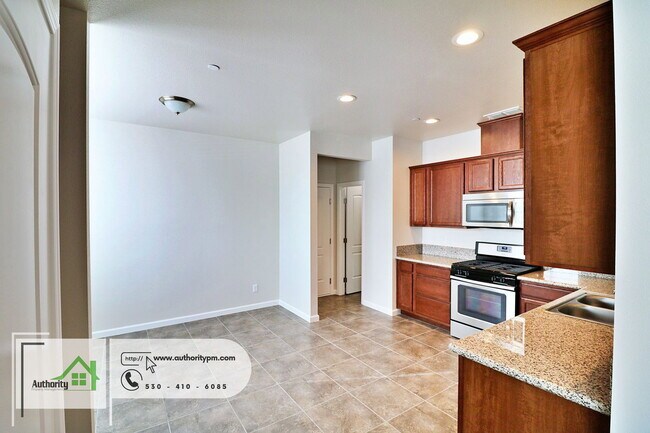Building Photo - 674 Mission De Oro Dr