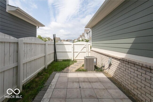 Building Photo - 5816 Wheeler Rd