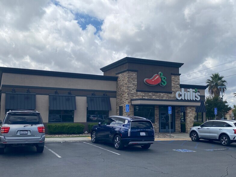 Building Photo - 200 E Alessandro Blvd