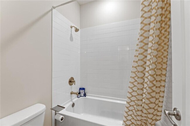 Building Photo - 4815 Briscoe Dr