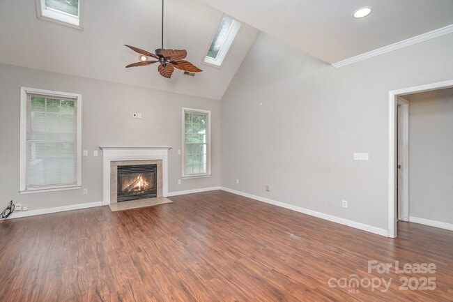 Building Photo - 10010 Gladwick Ct