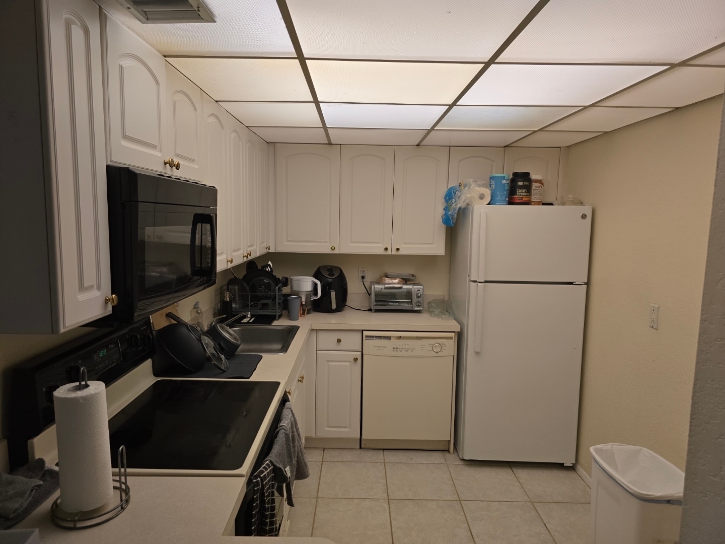 new white kitchen - 490 NW 20th St