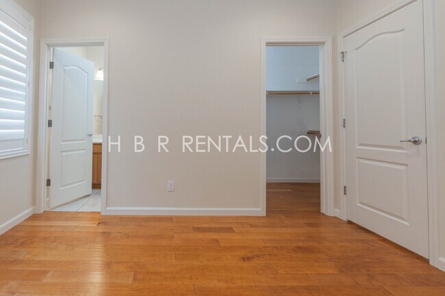 Building Photo - Questa Village - Mountain House- Spacious & Stylish 5-Bedroom Retreat in Mountain House – 3.5 Bat...