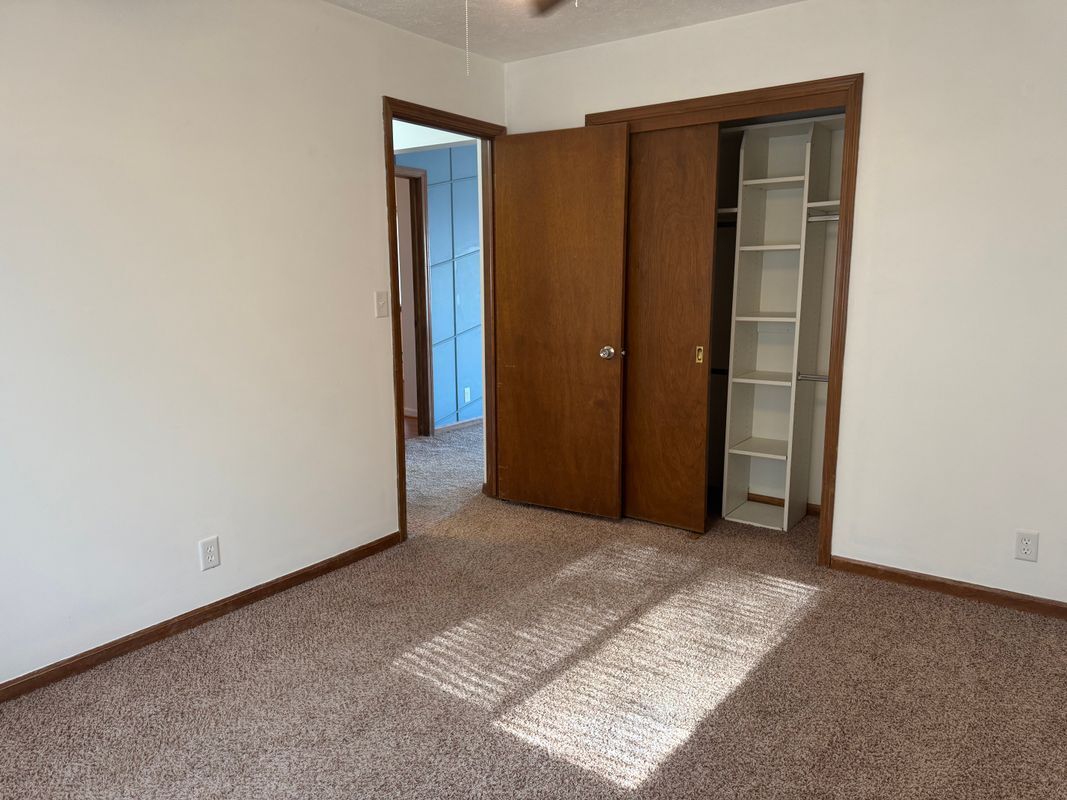 Building Photo - 5701 S 52nd St