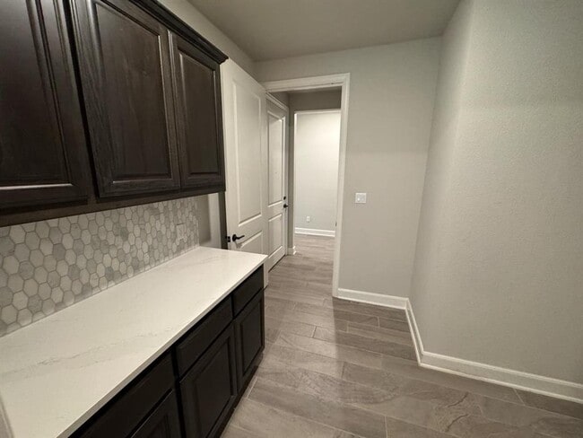 Building Photo - 19108 Fernando Trl