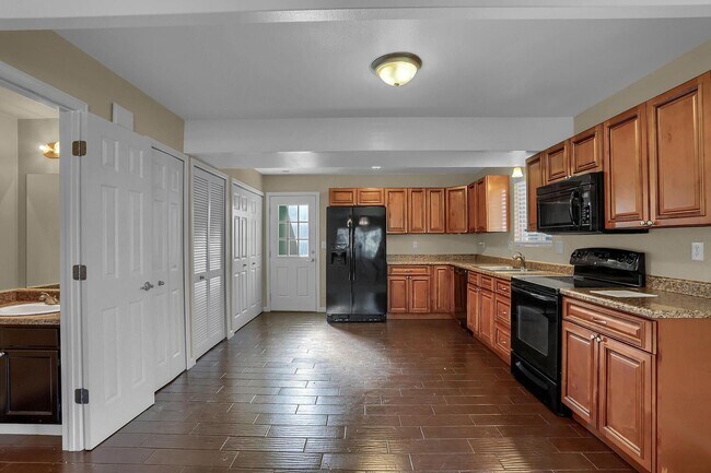 Building Photo - 2488 Washo Cir