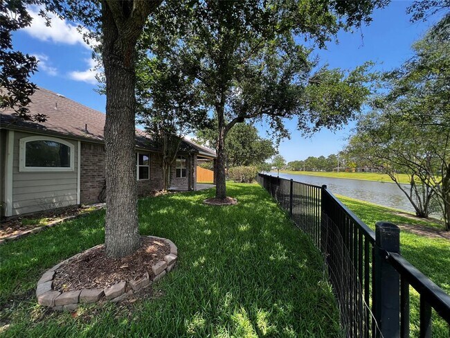 Building Photo - 2703 Domenico Ln