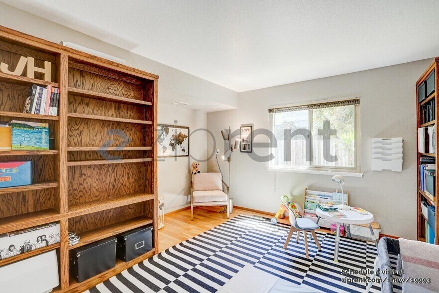 Building Photo - 1444 Cortez Ct