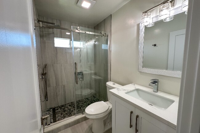 Building Photo - 18271 Roberta Cir