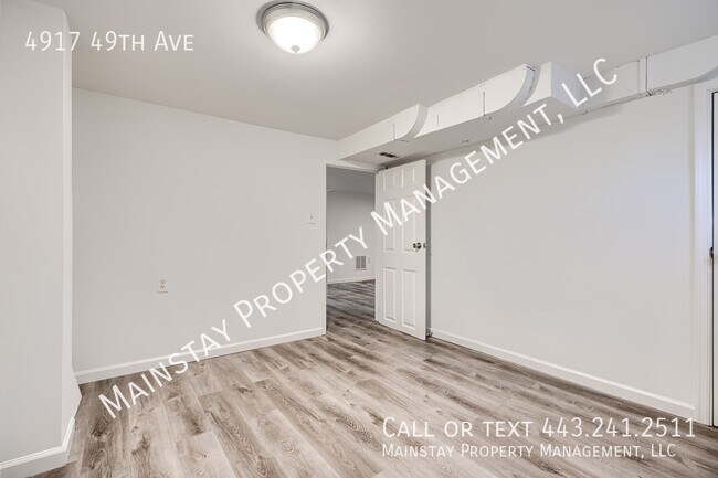 Building Photo - 4917 49th Ave