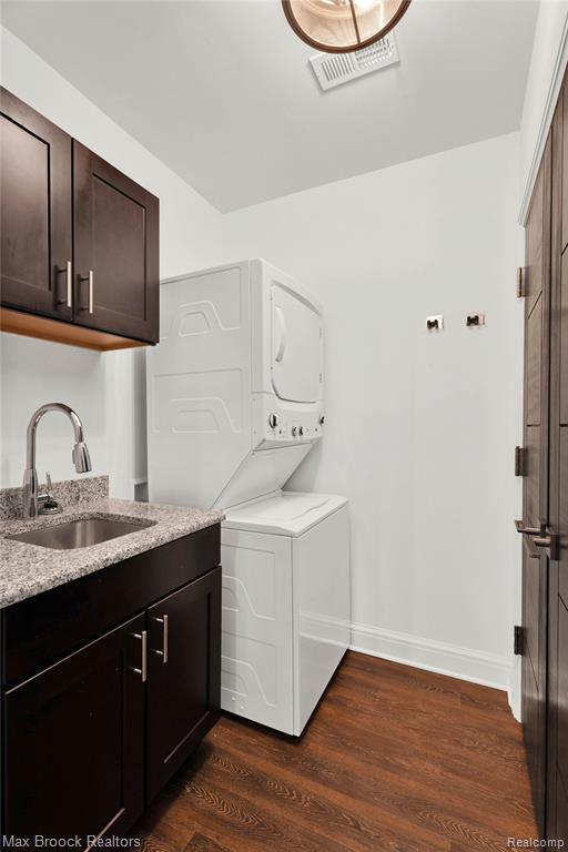 Building Photo - 431 S Eton St