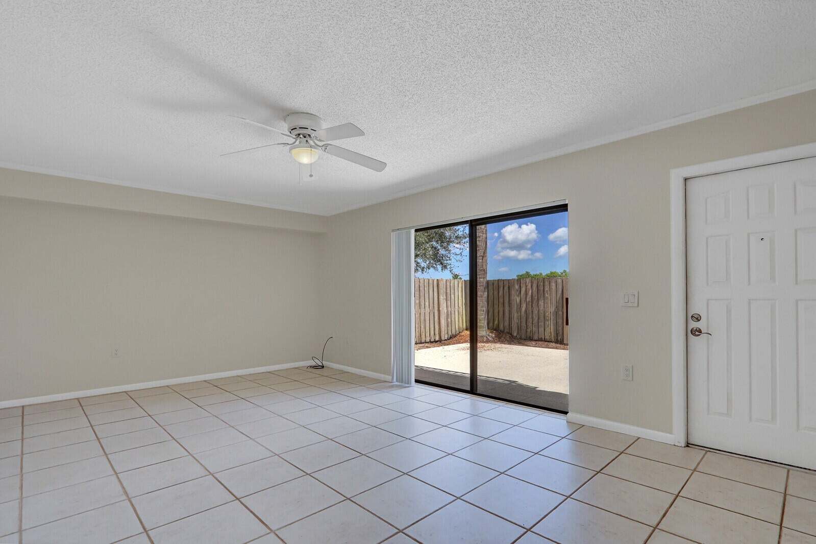 Building Photo - 3026 30th Ct