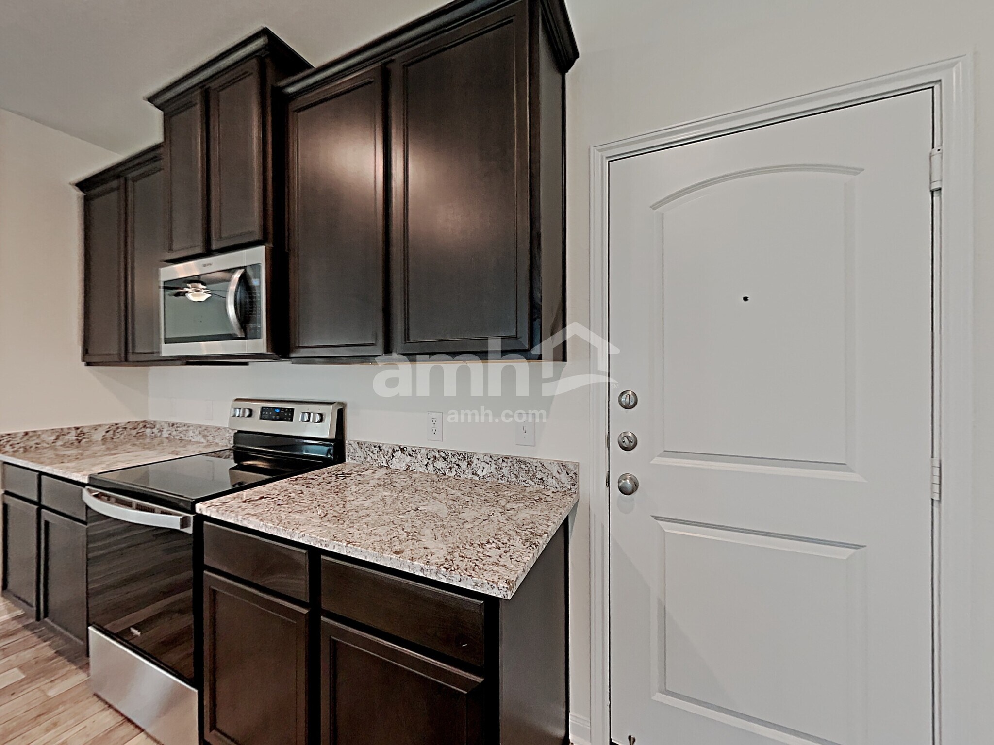 Building Photo - 1319 Treeta Trail