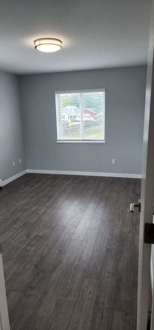 Building Photo - 36 Hunters Way