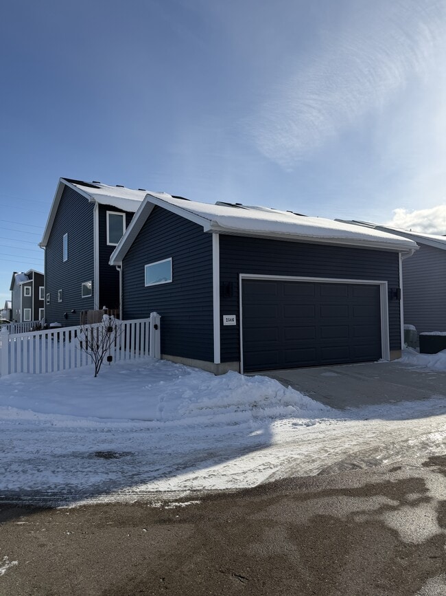 Building Photo - 2546 Wildcat Dr