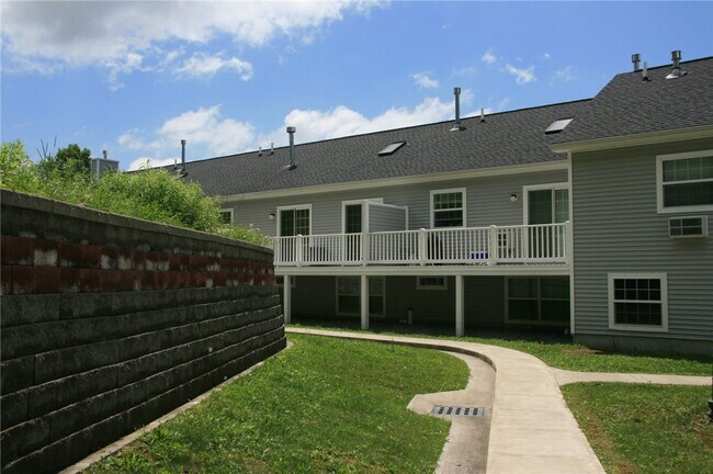 Building Photo - 1062 Dryden Rd