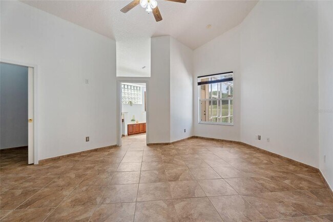 Building Photo - 7264 Hawksnest Blvd