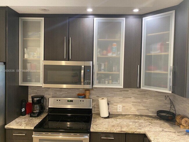 Building Photo - 11357 NW 42nd Terrace