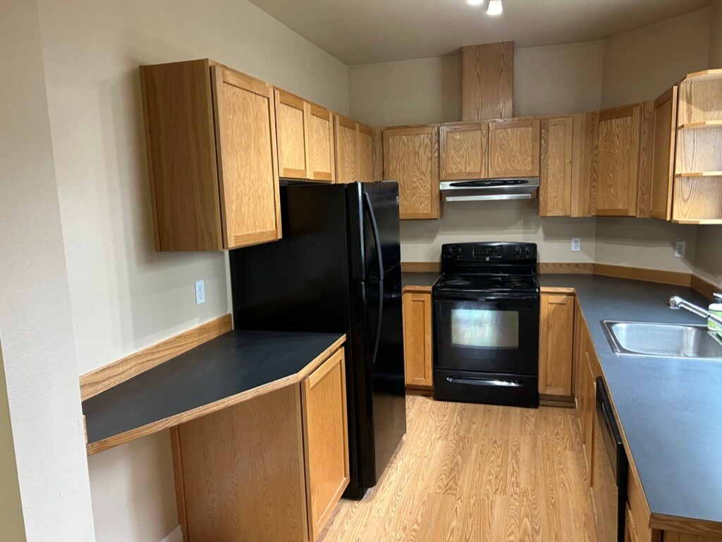 Kitchen - 2356 NW 67th St