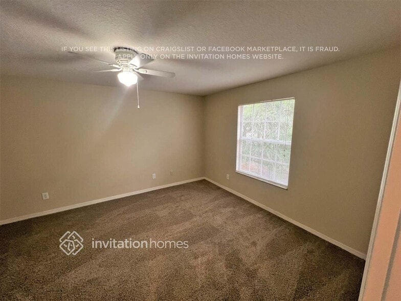 Building Photo - 627 Errol Pkwy