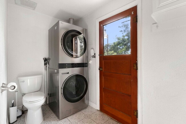 Building Photo - 4301 Marshall St