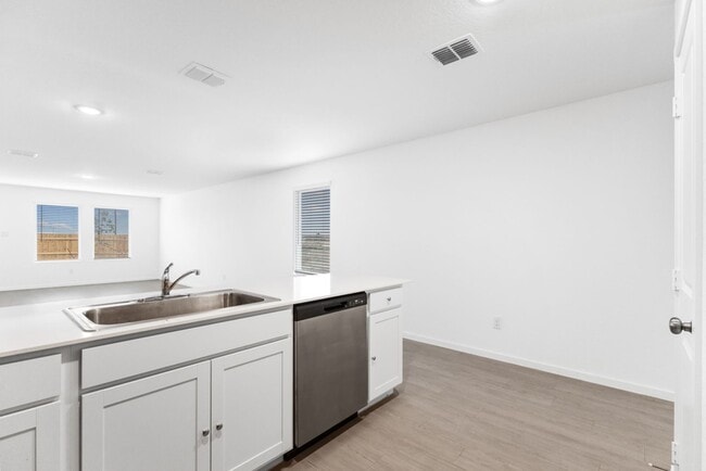 Building Photo - 4bed/2bath Home at Higdon Crossing Subdivision