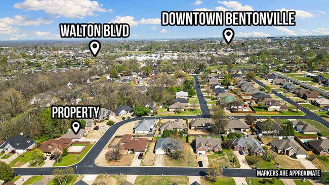 Building Photo - 410 Willington Ln