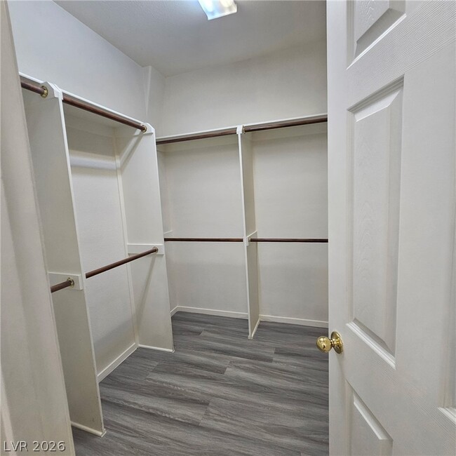 Building Photo - 10922 Moonbeam Glow Ln