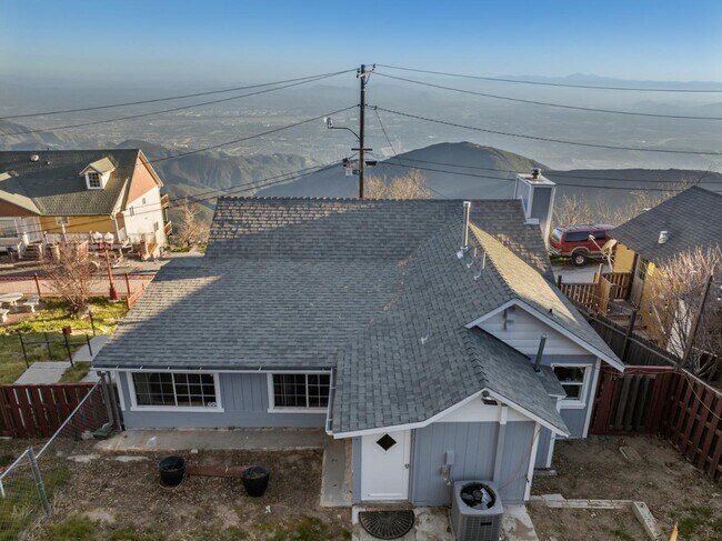 Building Photo - 25008 Ocean View Dr