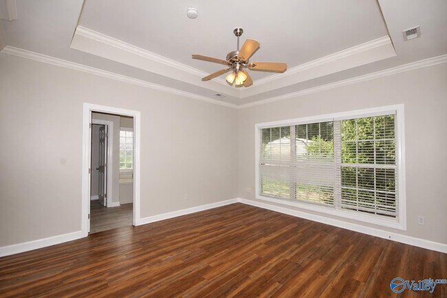 Building Photo - 103 Tudor Pl