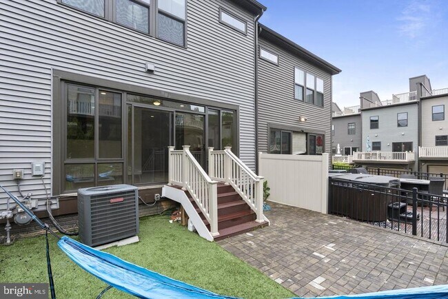 Building Photo - 3156 Goldenwave Ct